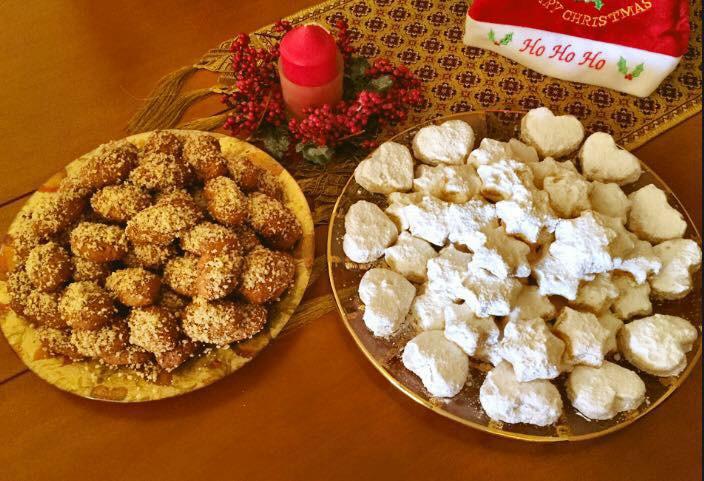 biscotti natalizi-biscotti natalizi greci-dolci natalizi-dolci natalizi greci-piatti natalizi-natale in grecia-melomakarona-kourabiedes