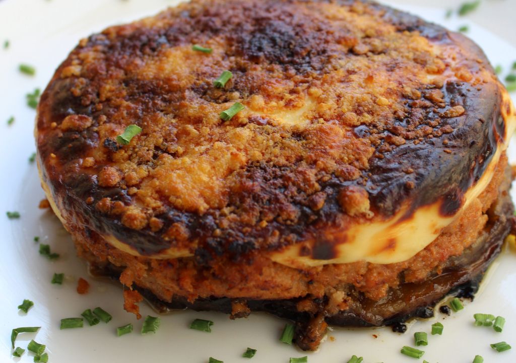 moussaka-piatto tipico greco-cucina greca milano-duomo-ristorante greco milano